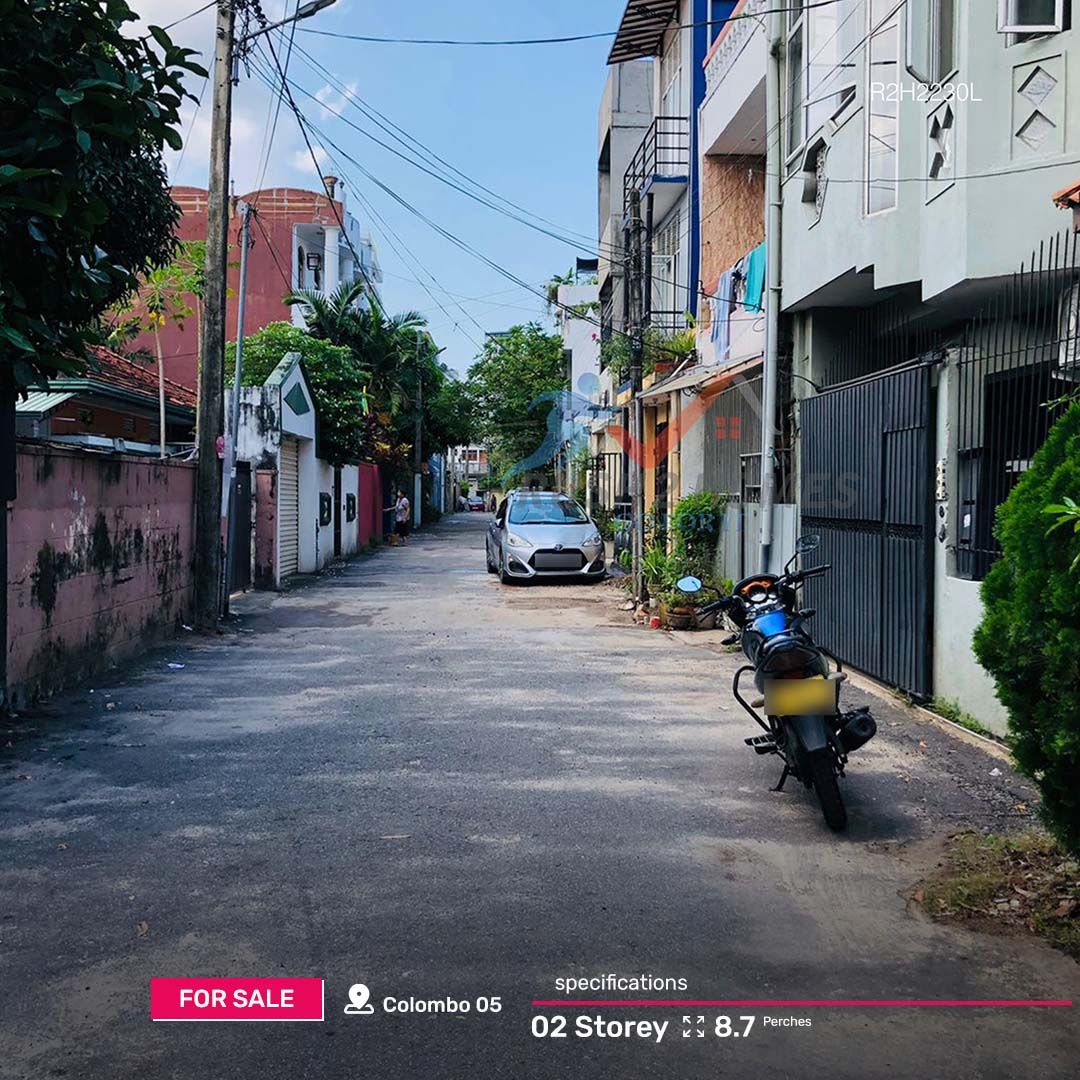 Land for Sale with 2 Storey old house in Colombo 05 