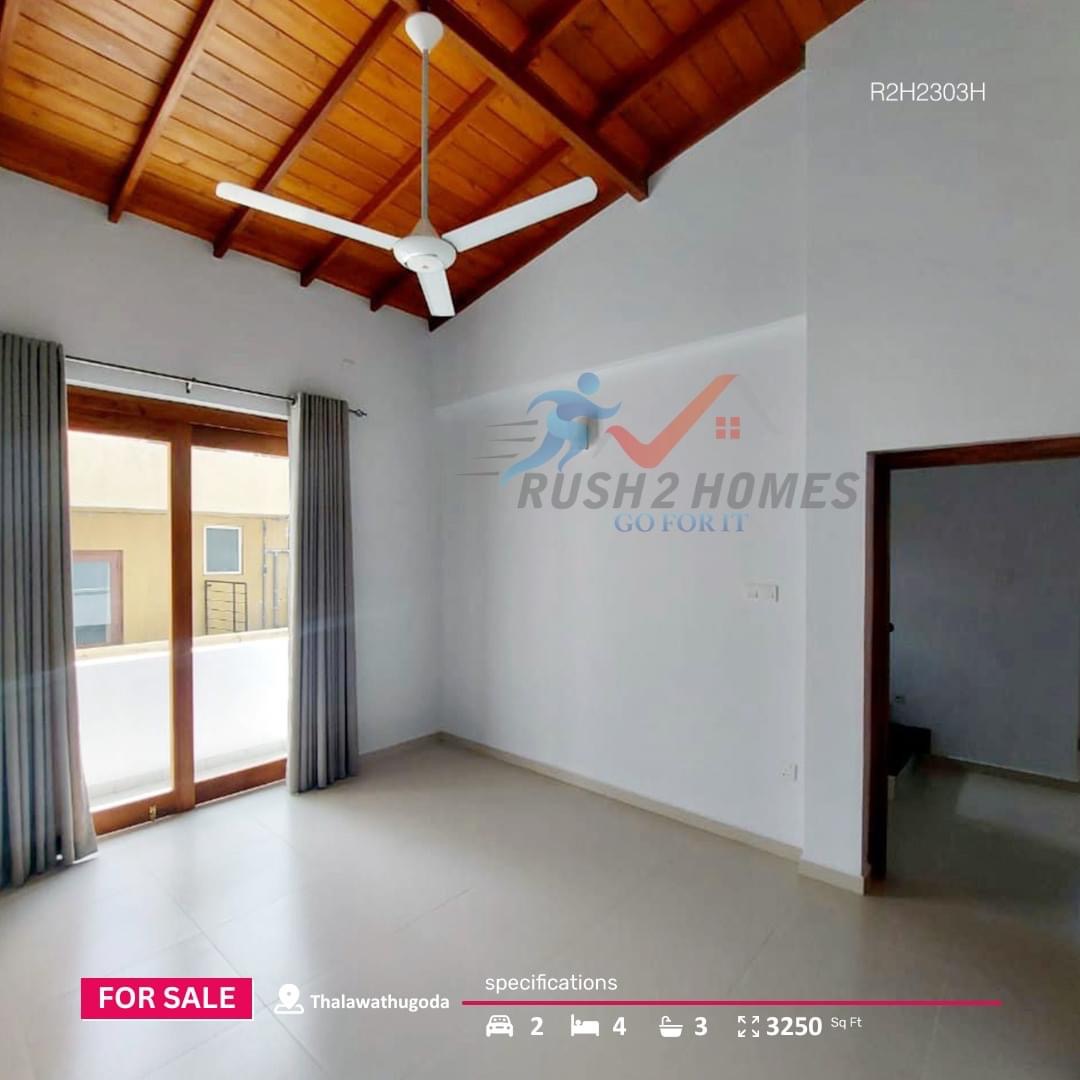 Luxury Modern House For Sale In Thalawathugoda