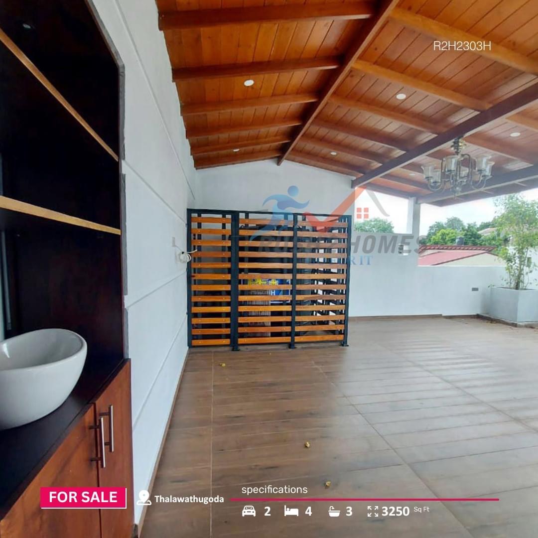 Luxury Modern House For Sale In Thalawathugoda